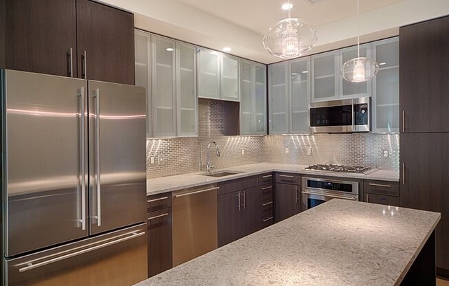 1 bed, 1 bath, 844 sqft, $5,000, Unit PH 1213