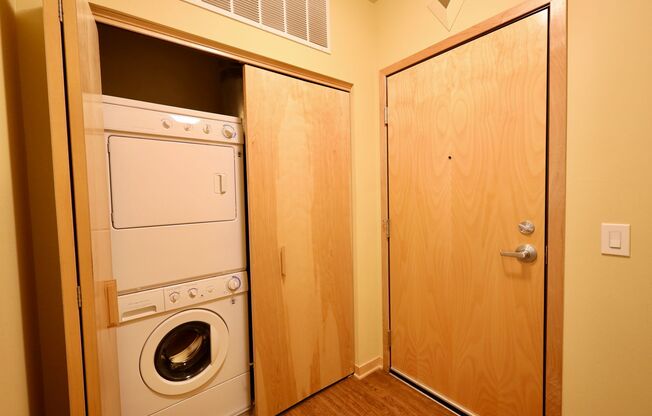 1 bed, 1 bath, 707 sqft, $2,827, Unit Unit 310