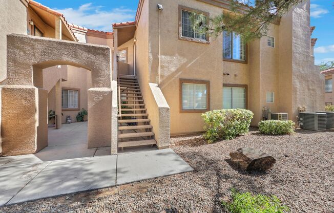2 beds, 2 baths, $1,650, Unit UNIT 1022