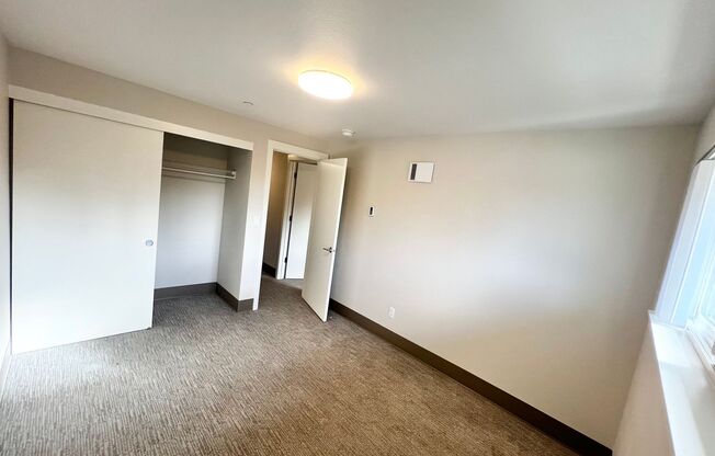 2 beds, 1 bath, 794 sqft, $1,500, Unit 02