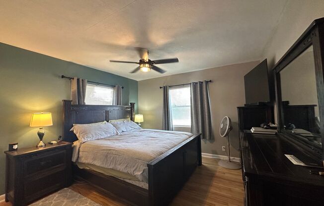 3 beds, 2 baths, $1,850