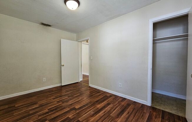 2 beds, 1.5 baths, $1,300