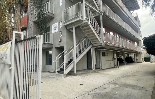 5 beds, 5 baths, 1,889 sqft, $6,950, Unit #4