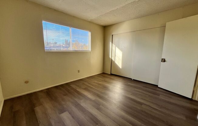 2 beds, 1.5 baths, $2,550, Unit 2040