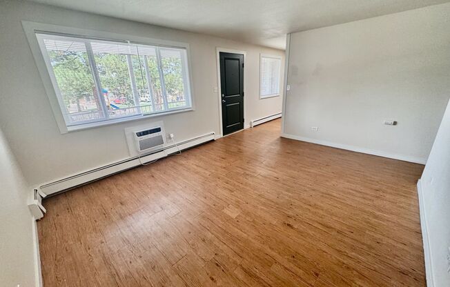 1 bed, 1 bath, $1,125, Unit 38