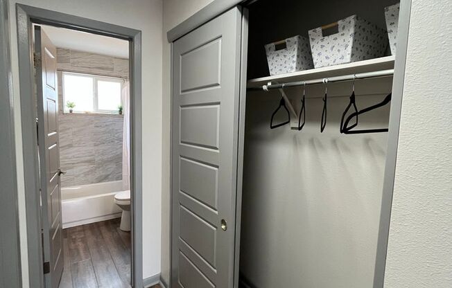 1 bed, 1 bath, 475 sqft, $1,270, Unit 409