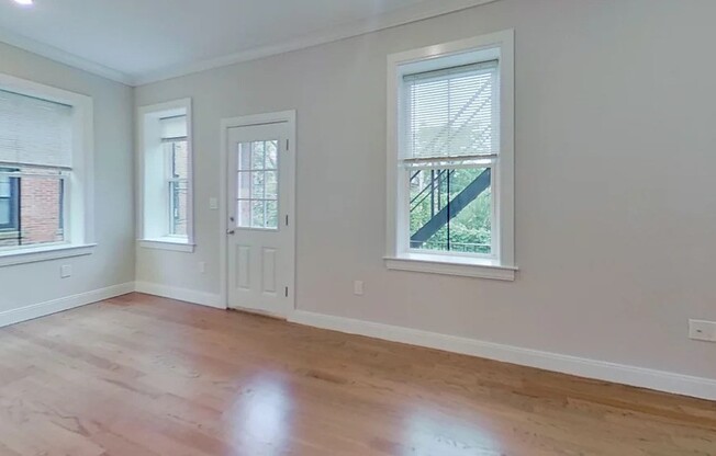 4 beds, 2 baths, 600 sqft, $5,450, Unit 3