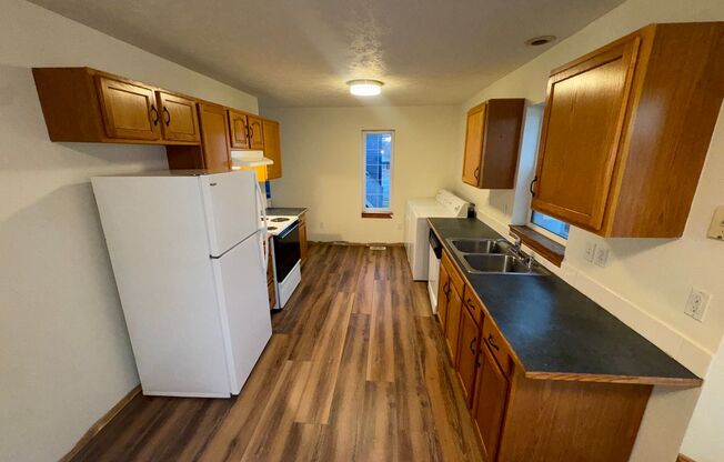 807 East Mission Avenue