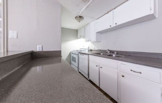 1 bed, 1 bath, 800 sqft, $689, Unit 146-G