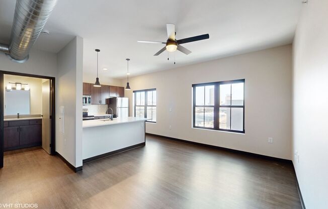 1 bed, 1 bath, 690 sqft, $1,174, Unit #410