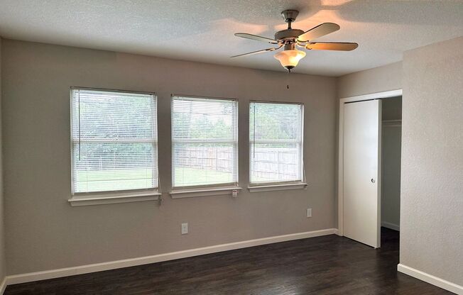 4 Bedroom / 2 Bath / 1 Car Garage