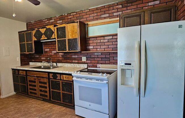 3 BED | 1 BATH | SINGLE-LEVEL HOME | NORTH