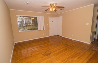 3 beds, 2 baths, $1,195