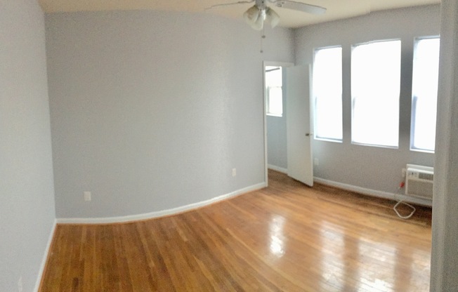 1 bed, 1 bath, 550 sqft, $1,595, Unit 301