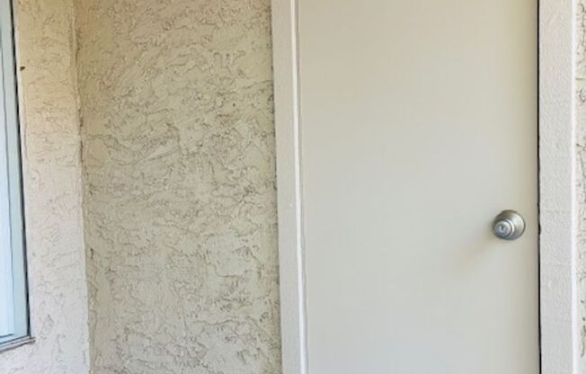 2 beds, 1 bath, 830 sqft, $1,349, Unit 140