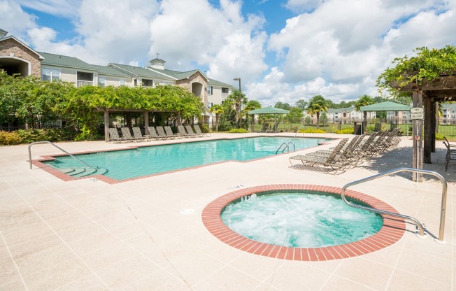 Hot Tub at Verandas at Taylor Oaks Apartments in Montgomery, AL