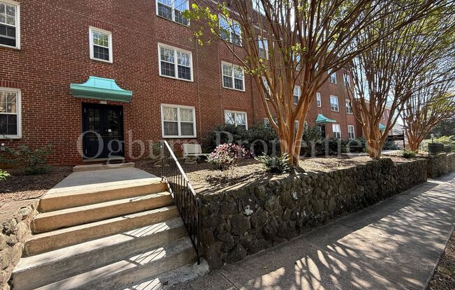 1306 Glade Street