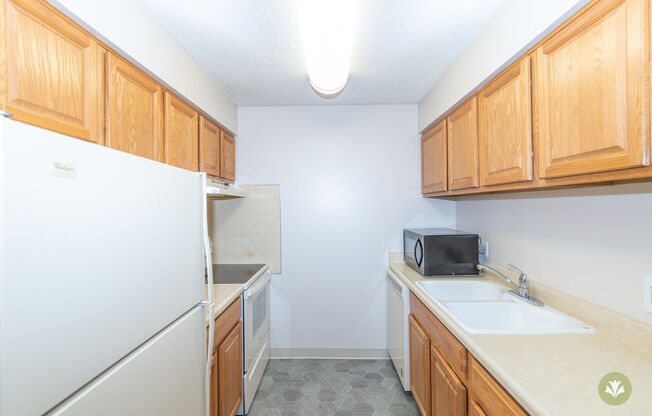 1 bed, 1 bath, 740 sqft, $955, Unit CC-7