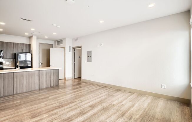2 beds, 2 baths, 708 sqft, $1,850, Unit 305