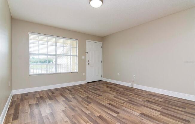 203 Lake Parsons Green #207
