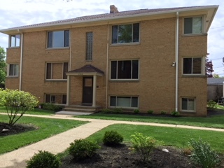 2 beds, 1 bath, $995, Unit Unit 3