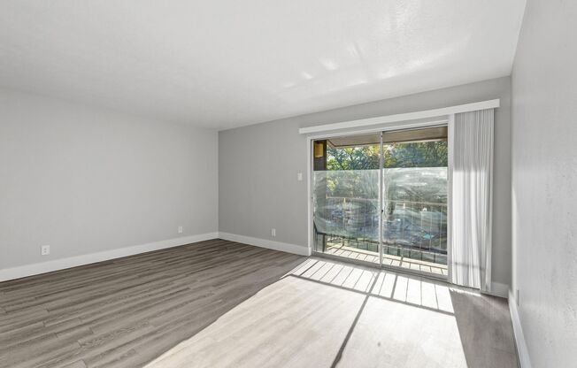 3 beds, 2 baths, 1,100 sqft, $1,695, Unit 208