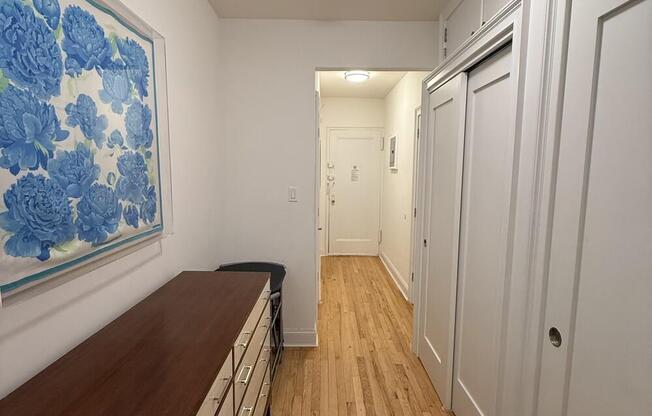 1 bed, 1 bath, $4,200, Unit 6G