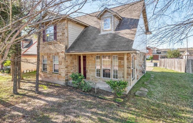 August 2026 Pre-Lease! Fantastic 4 Bed, 3 Bath Near Campus!