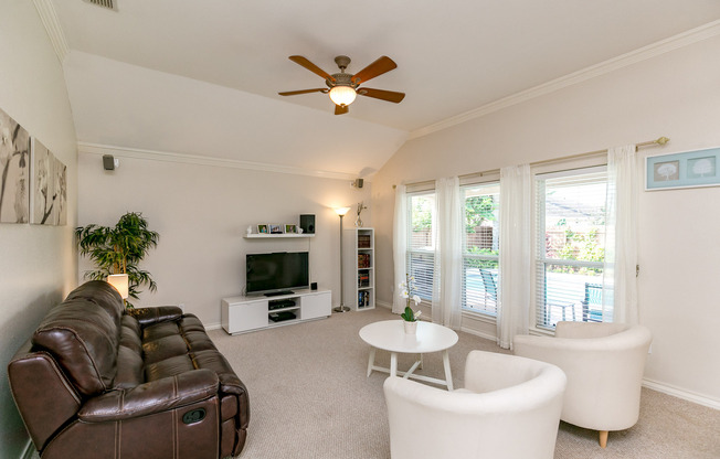 7005 Madiera - 3bed/2bath- $2,995/month