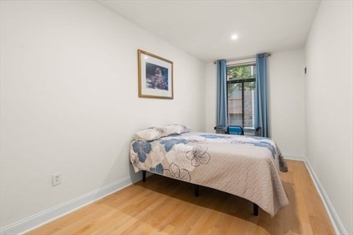 2 beds, 1 bath, 1,165 sqft, $4,000, Unit 304