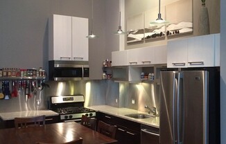 1 bed, 1 bath, 852 sqft, $3,600, Unit 1E