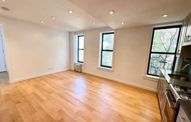 375 86 ST