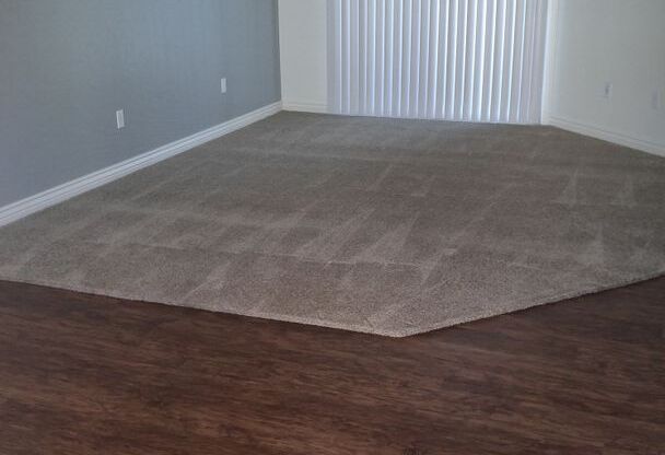 2 beds, 2 baths, 984 sqft, $1,700, Unit 221