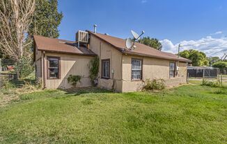 Charming Fixer-Upper on Expansive Land