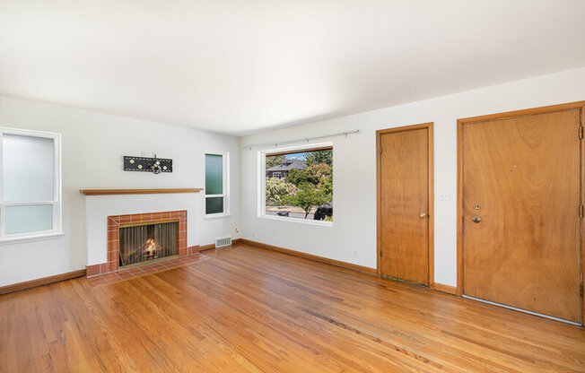723 N 81 ST
