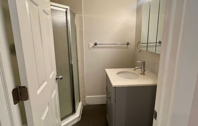 1 bed, 1 bath, 718 sqft, $1,599, Unit 2