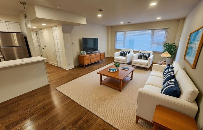 2 beds, 1.5 baths, 900 sqft, $2,895, Unit 204