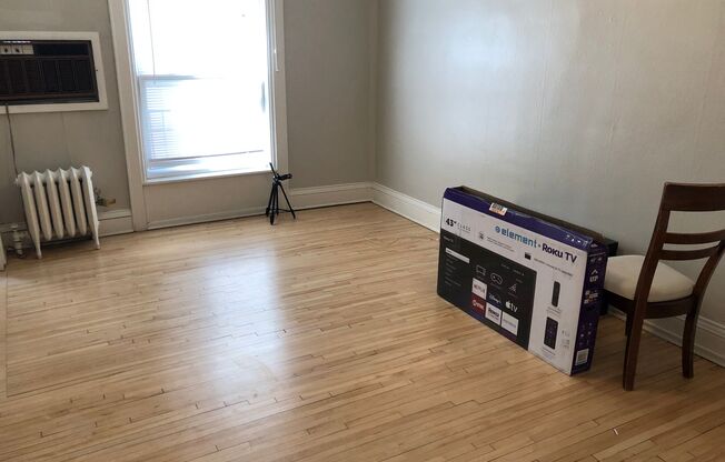 1 bed, 1 bath, 750 sqft, $1,220, Unit 106