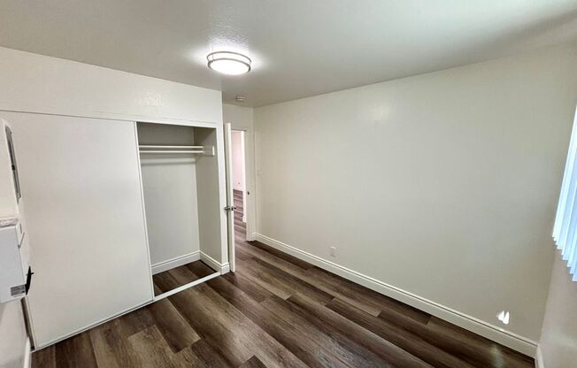 2 beds, 1 bath, 704 sqft, $2,150, Unit 004