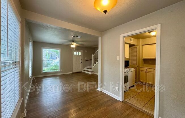311 N OAK CLIFF BLVD