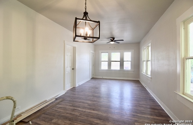 2334 ARANSAS AVE