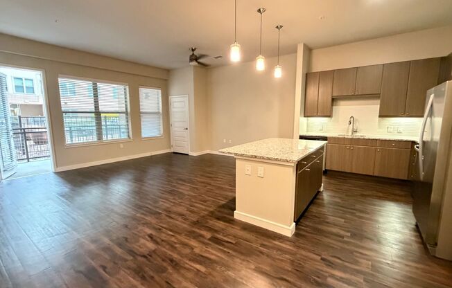 1 bed, 1 bath, 946 sqft, $2,316, Unit 222