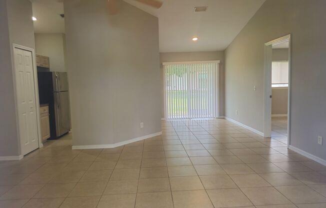 3 bedroom 2 bath in Lehigh Acres