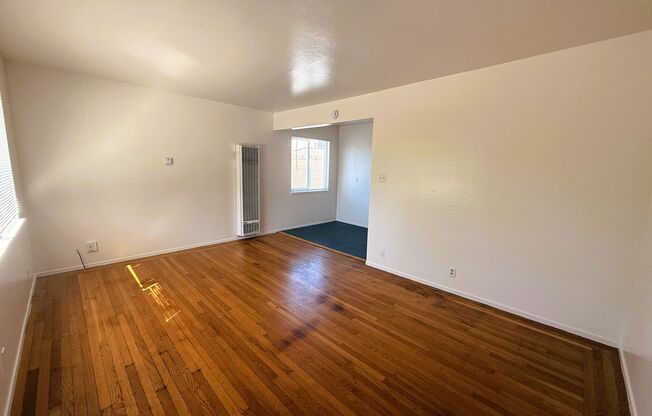 3420-3426 Carlson Blvd