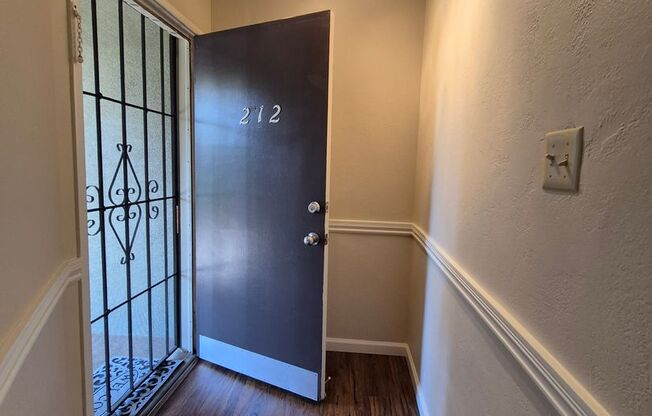 Studio, 1 bath, $1,425, Unit 212