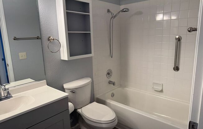 Beautifully Updated Condo