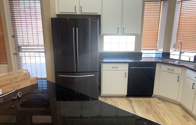 TATUM RANCH 3 BEDROOM PLUS BONUS ROOM WITH 12 FT CEILINGS