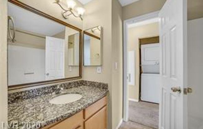 1 bed, 1 bath, $1,150, Unit # 1057