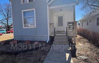 3145 P ST