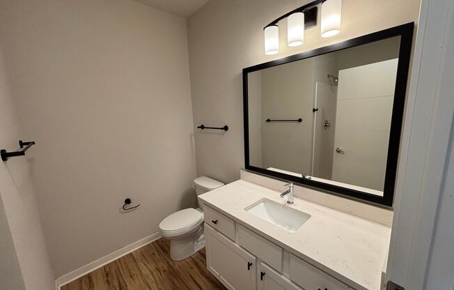 Studio, 1 bath, 585 sqft, $1,515, Unit 10025-304